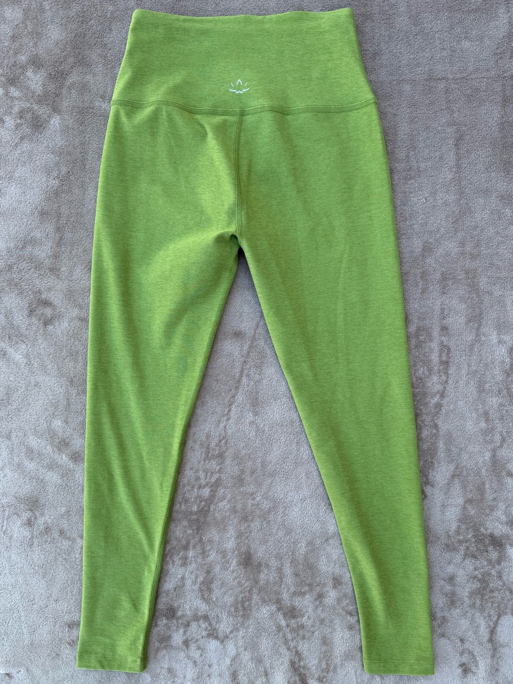 Beyond Yoga heather green space dye leggings